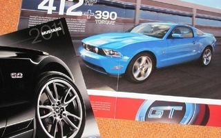 2011 Ford Mustang GT / V6 esite - KUIN UUSI - 24 sivua