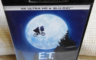 E.T. 4K [4K UHD + Blu-ray]