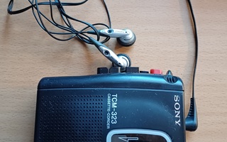 Retro Sony tcm kannettava  kasettisoitin