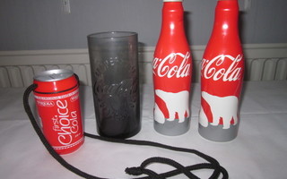 Coca-Cola -esineitä