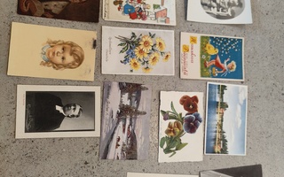 Sekalaista postikorttia ja valokuvaa