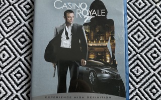007 Casino Royale suomijulkaisu