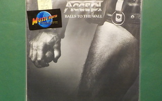 ACCEPT - BALLS TO THE WALL - UK -83 EX/EX LP