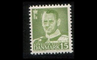 Tanska 302I ** Frederik IX 15 öre vihreä (1948)