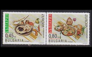 Bulgaria 4704-5Cp ** Europa gastronomia vihkopari (2005)