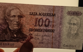 100 markkaa 1976 ei litteraa + 50 mk 1945 2 kpl