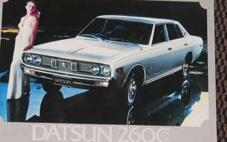 1972 Datsun 260C Custom De Luxe esite - KUIN UUSI