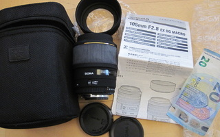 Objektiivi  Sigma EX 105mm 1:2,8 DG Macro Nikon SIISTI