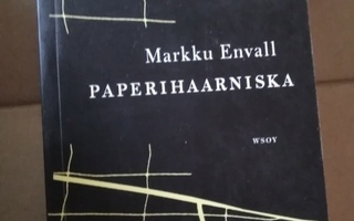 Markku Envall: Paperihaarniska