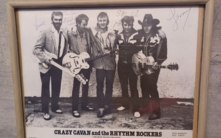 Crazy Cavan & Rhythm Rockers nimikirjoituksilla