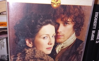 10 DVD OUTLANDER COLLECTION SEASONS ONE & TWO UUSI