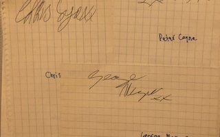 The Godfathers -yhtyeen nimikirjoitukset paperilla