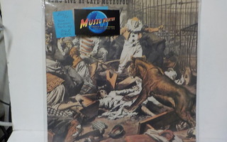 REMU LIVE AT THE CAFE METROPOL EX+/ EX- SUOMI 1985 LP