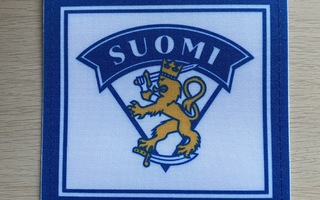 Kimmo Timonen #44 Suomen maajoukkuepelipaitaviiri