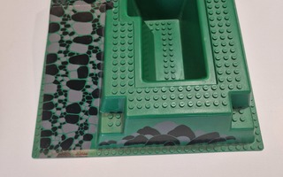 Lego ritarisarjan korotettu pohjalevy