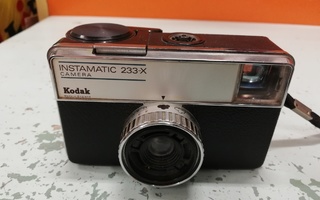 Kodak instamatic 233