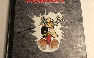 Asterix kirjasto 1