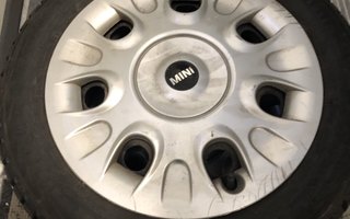 NASTARENKAAT (4 kpl) - 185/60R15 88T XL