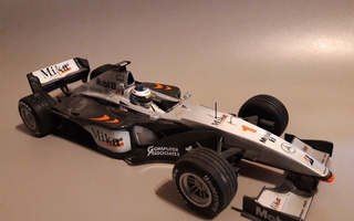 Mika Hakkinen 1999 F1 McLaren MERCEDES MP 4/14 1:18