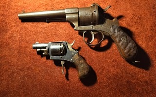 Revolveri 44cal