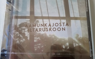 2CD AAMUNKAJOSTA ILTARUSKOON (hengellistä musiikkia) Sis.pk