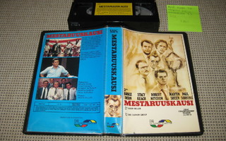 Mestaruuskausi-VHS (FIx, Nordic Video, Bruce Dern, 1982)