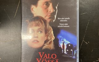 Valo yössä DVD