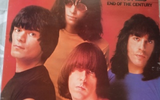 LP-LEVY: RAMONES : END OF THE CENTURY