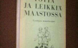 Saarinen , Kaljunen : Totta ja leikkiä maastossa (1 p. 1942)
