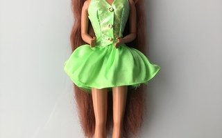 Barbie punahiuksinen 90-luku