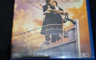 Titanic BD + DVD (4-levyn versio)