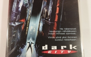 (SL) DVD) Dark City - varjojen kaupunki (1998)