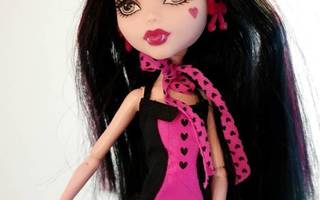 Monster High Draculaura