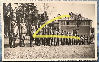 Valokuva Turun suojeluskunnan poikakomppania 1940