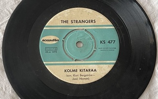 The Strangers – Kolme Kitaraa / Castle Mood (7")
