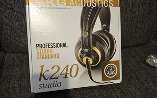 Akg K240 studio stereokuulokkeet