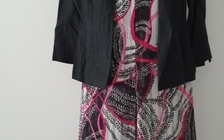 Modelia mekko ja takki, Made in Finland, koko 36. Ovh. 350 €