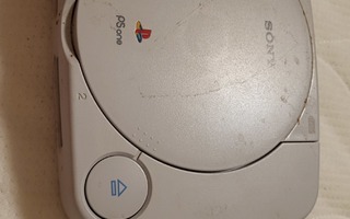 Sony PlayStation 1 Slim pelikonsoli