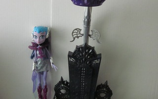 Monster High nukke Astranova Boo York + teline