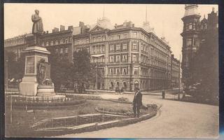 Helsinki - Runebergin Esplanaati_(883)