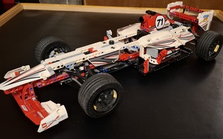 LEGO Grand Prix Racer 42000