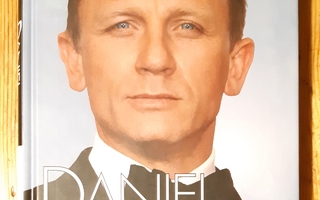 Sarah Marshall / Daniel Craig - Mies James Bondin takana