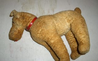 Koira sahanpuruilla täytetty antiikki lelu kts kuvat