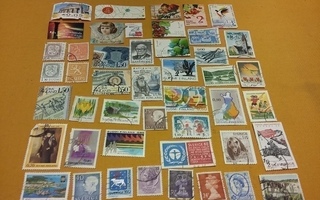 postimerkkejä  46 kpl