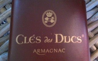 Cles des Ducs Armagnac pieni, tyylikäs Taskumatti