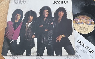 Kiss – Lick It Up Kiss (Orig. 1983 EU LP + kuvapussi)