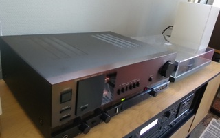 Luxman LV-103