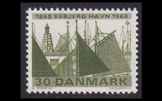 Tanska 467 ** Esbjergin satama 100v (1968)