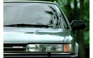 Mazda 626 -esite, 1987