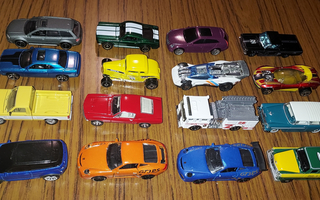 Pikkuautoja - Matchbox, Hot Wheels, Greenlight, J. Lightning